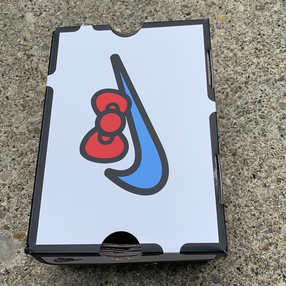 Brandnew Hello Kitty x Nike Presto QS (TD) 8C - Picture 11 of 14